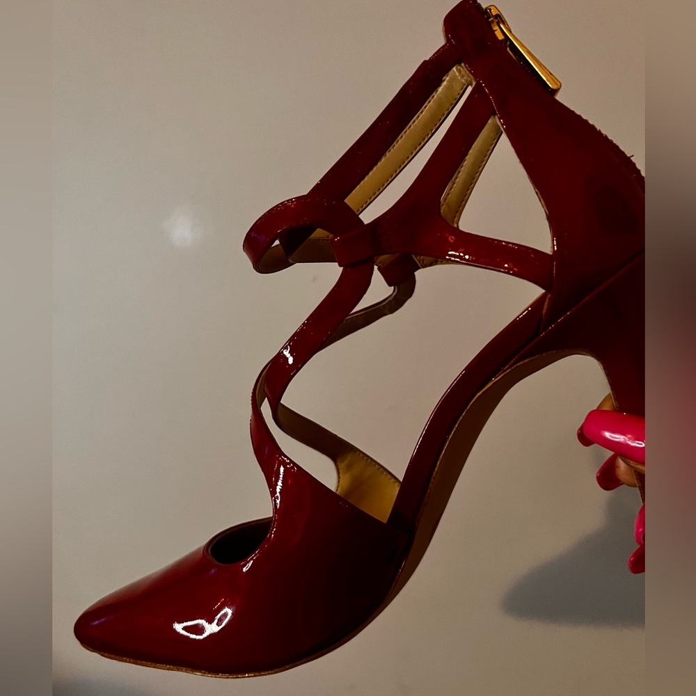 Michael Kors Dazzling Red Heels - Picture 8 of 16